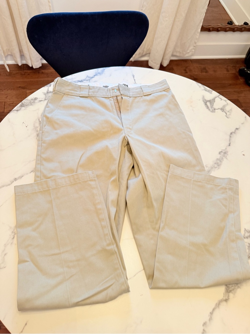 Dickies Men’s straight -Leg Jeans in Light Khaki